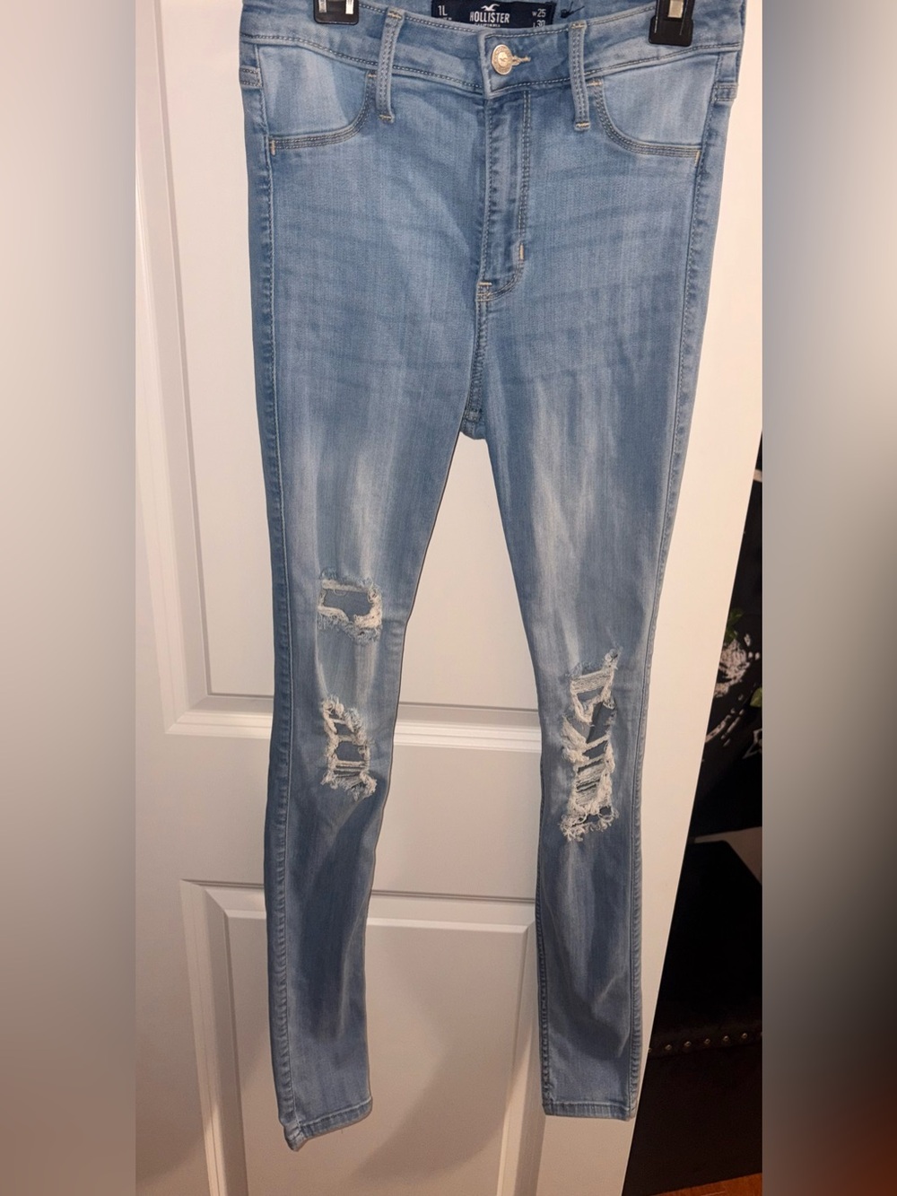 Hollister Light Wash High-Rise Jean Legging